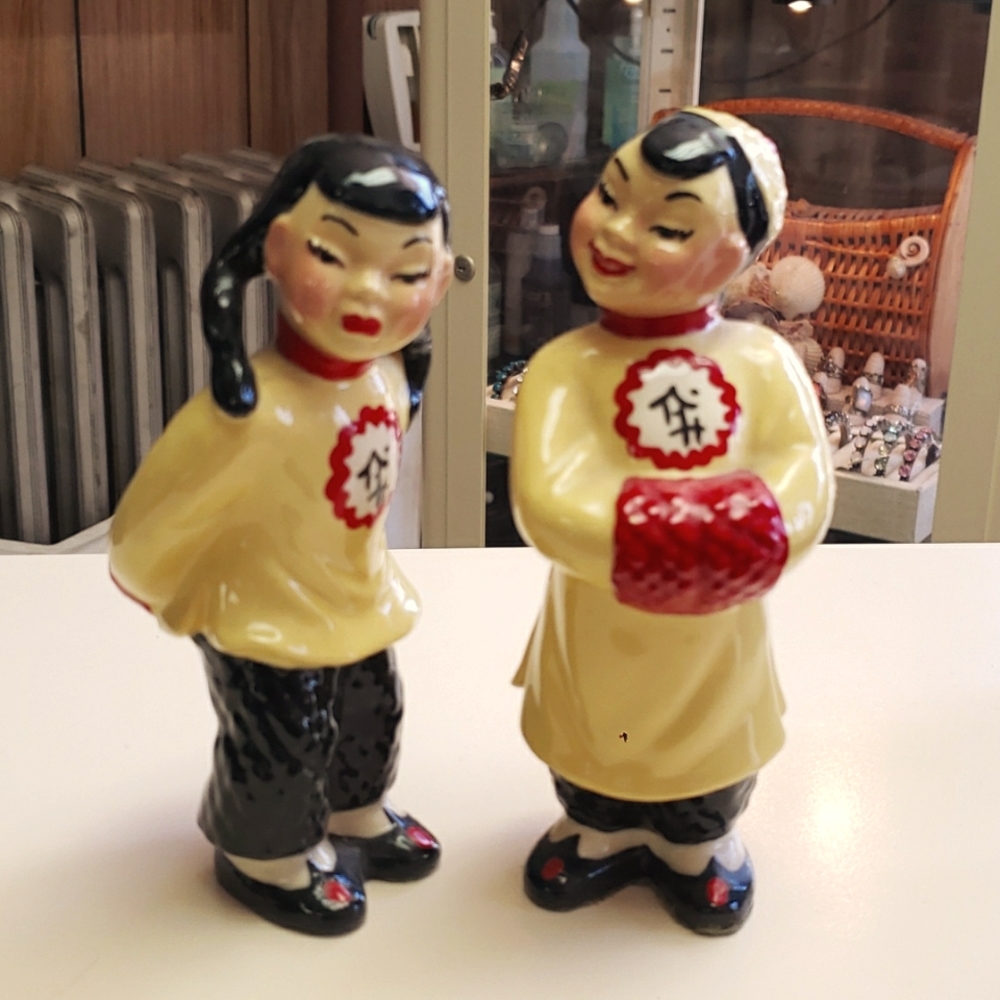 Ceramic Arts Studio Asian Couple Figurines Vintage  1940s